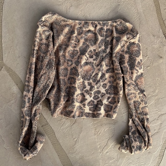 LNA X Revolve Cropped Cardigan Women's Small Tan Black Sweater - Picture 9 of 10